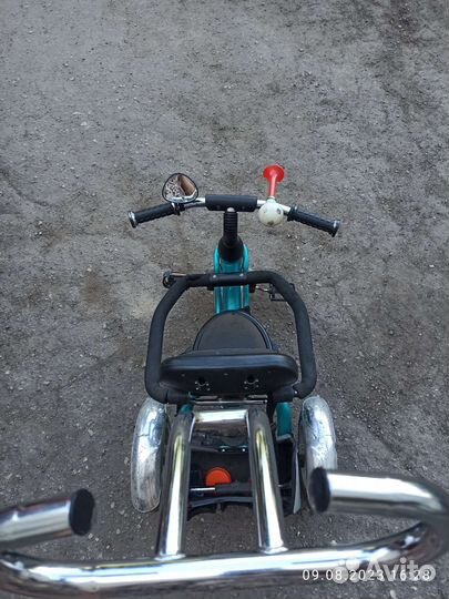 Трехколесный велосипед детский