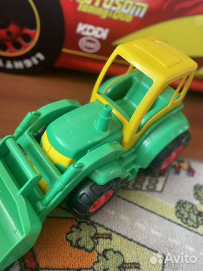 Трактор полесье