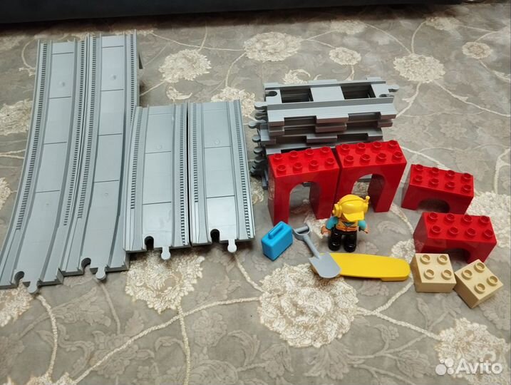 Lego duplo грузовой поезд 10875 + мост