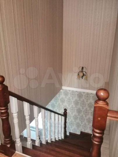 Дом 180 м² на участке 14 сот.