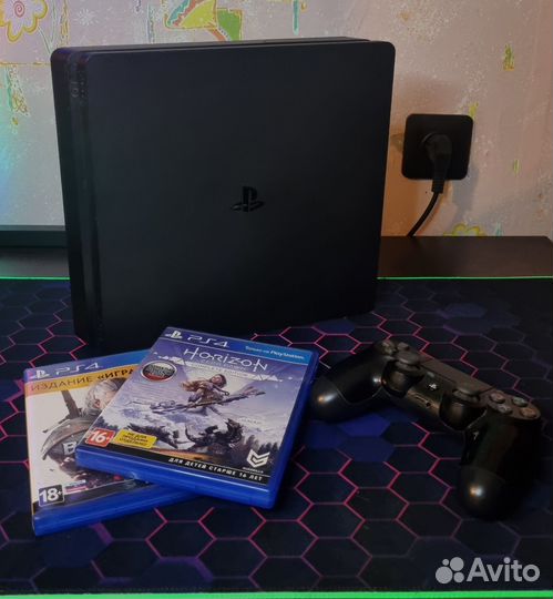 Игровая приставка Sony playstation 4 slim