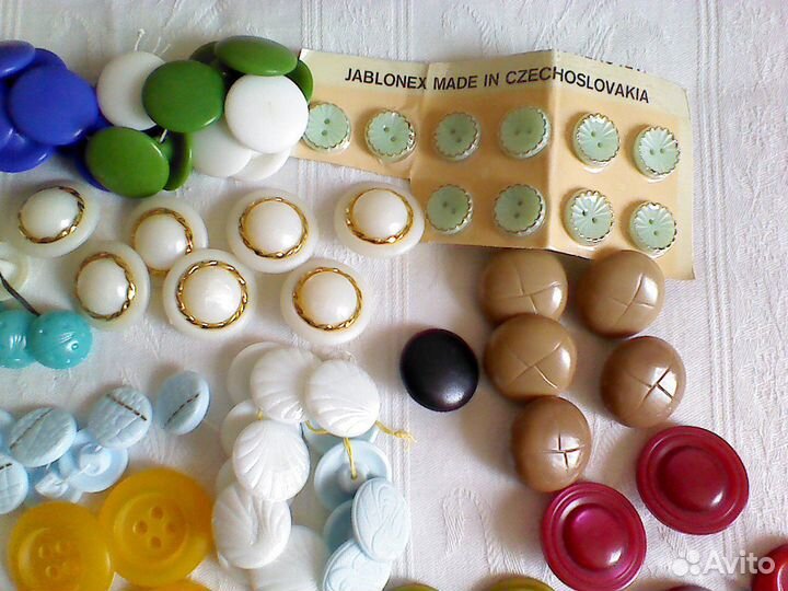 Пуговицы времен СССР, приставка зиг-заг