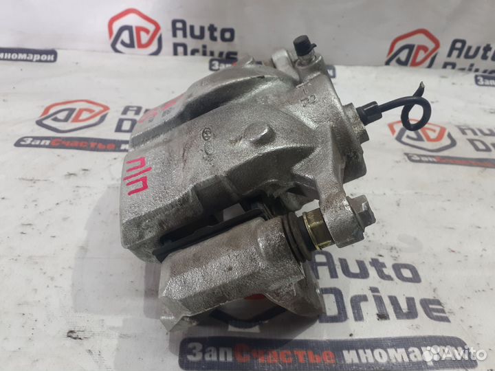 Kia K5 2.0 G4NA суппорт передний правый(акпп)