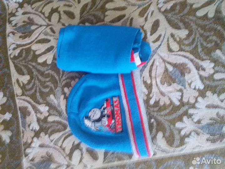 Шапка для мальчика с шарфом