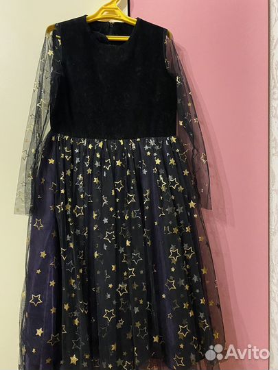 Платья праздничные