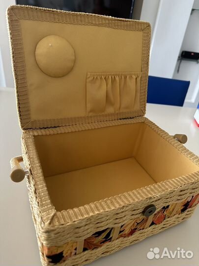 Шкатулка для рукоделий