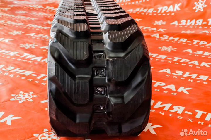 Резиновая гусеница 300x52,5x98 N на ГНБ DitchWitch