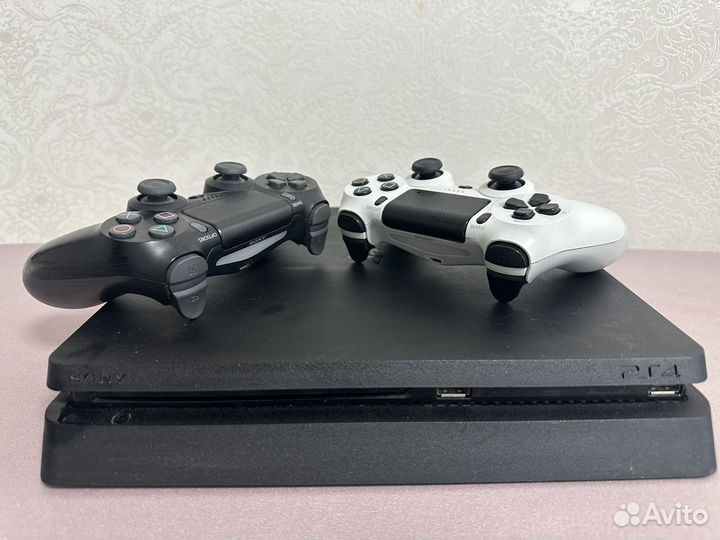 Sony PS4 slim