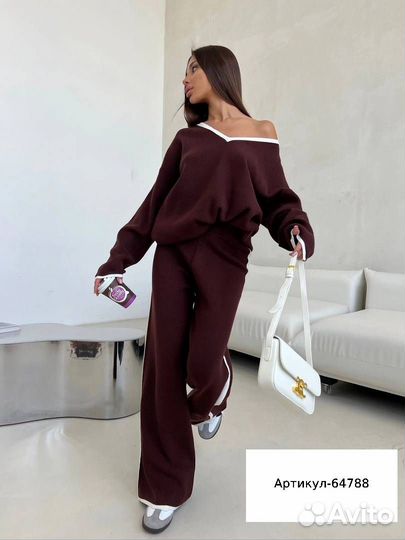 Костюм с брюками