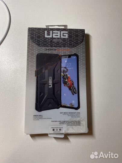 Чехол на iPhone 11 UAG