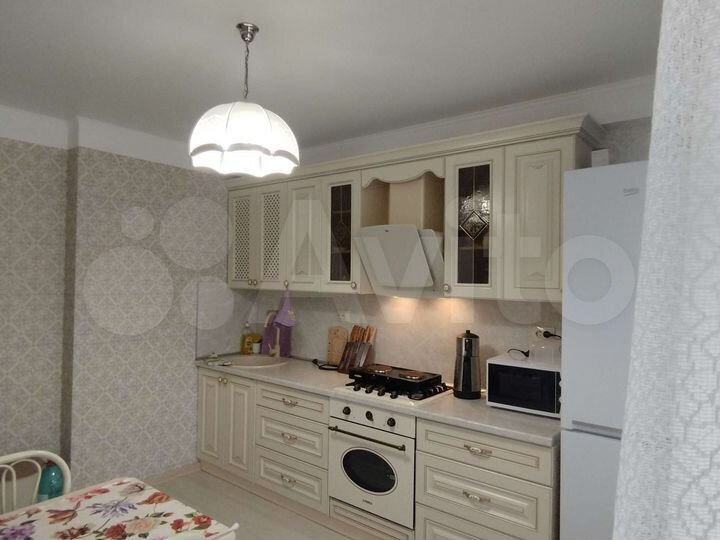 2-к. квартира, 70 м², 7/10 эт.