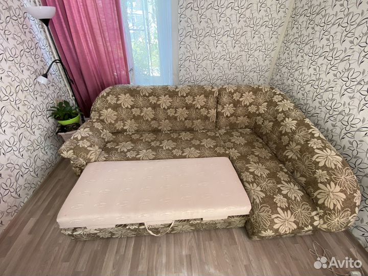 Угловой диван