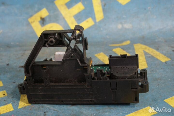 Блок управления печкой Nissan Primera P10