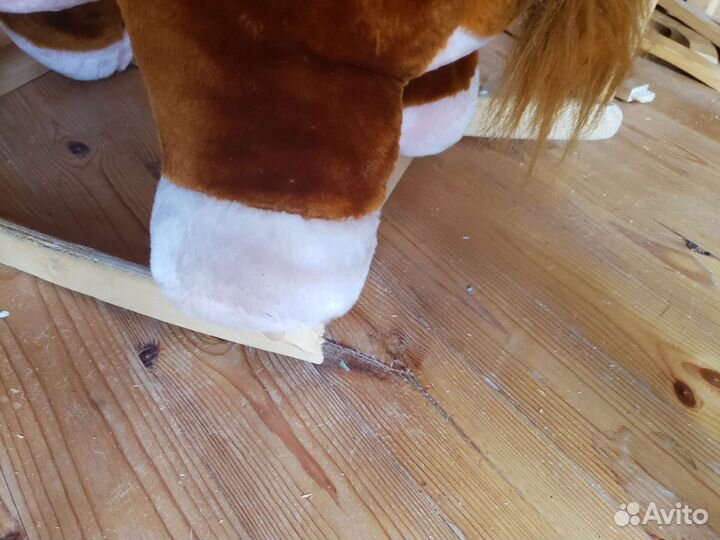 Детская качалка лошадь