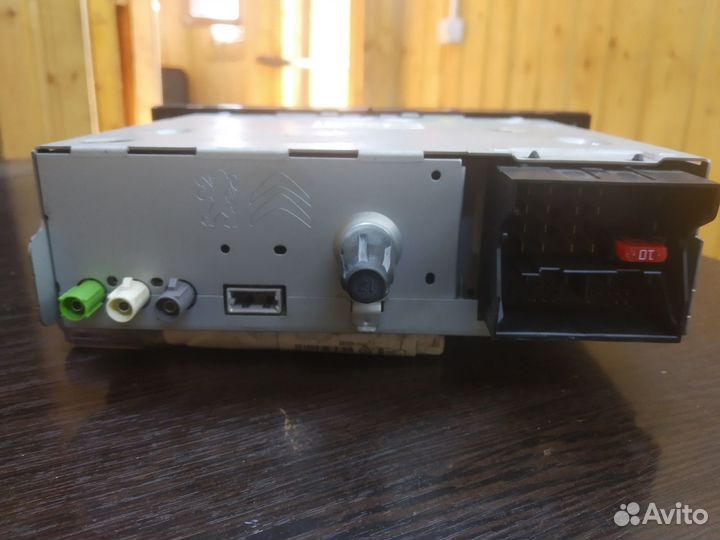 Магнитола Пежо 308 T7 2012 г.в