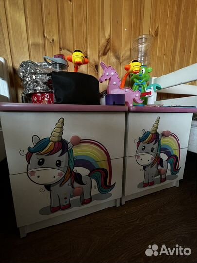 Шкаф детский и 2 тумбочки