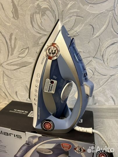 Утюг Polaris PIR 2820 AK мощный