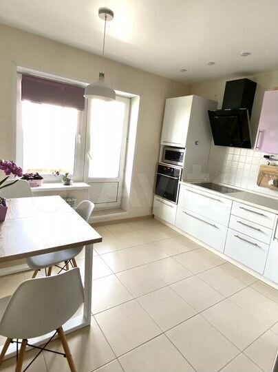 2-к. квартира, 65 м², 10/10 эт.