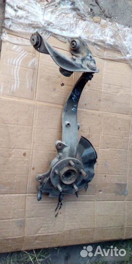 Поворотный кулак передний левый Mazda 6 GH