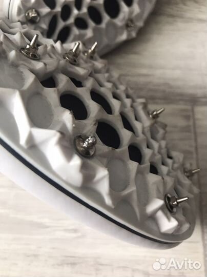 Бутсы беговые с шипами, 43 р