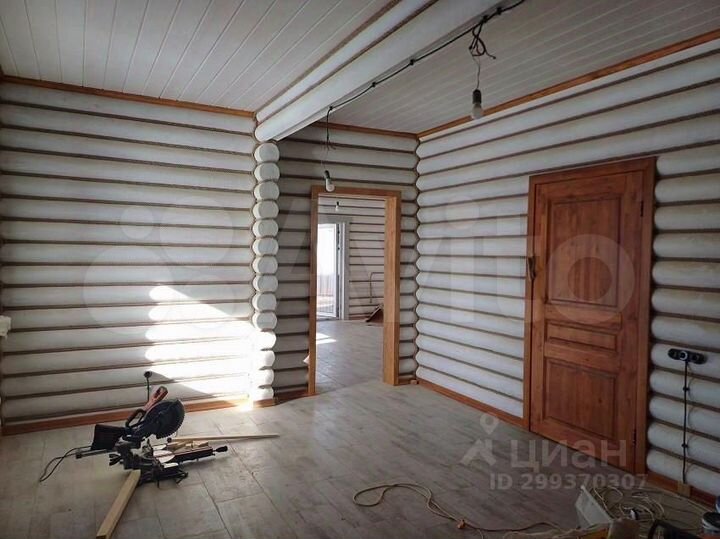 Коттедж 226,5 м² на участке 10,4 сот.