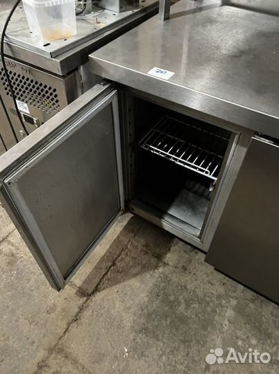 Стол холодильный hicold GN 111/TN