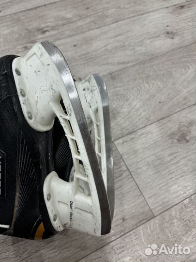 Хоккейные коньки bauer one 20