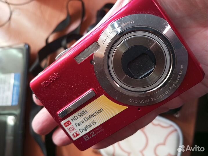 Чехлы для фотоаппарата много