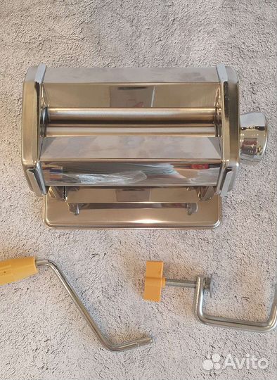 Машинка для обработки пластичных масс Craft Clay