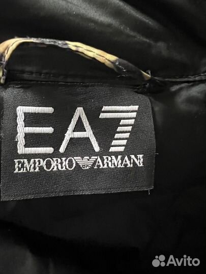 Куртка armani женская