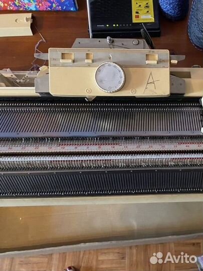 Вязальная машина brother кН 868 двухфонтурная