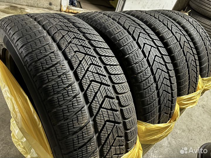 Pirelli Scorpion Winter 265/50 R20 111H