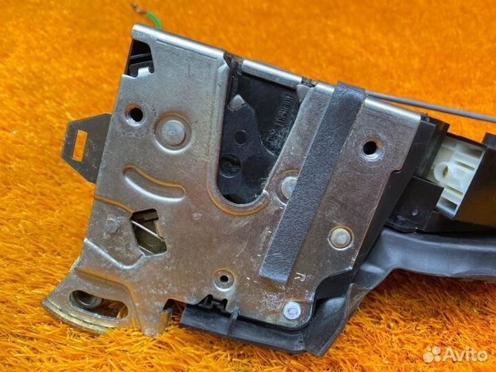 Замок двери передний правый Bmw 5-Series E39