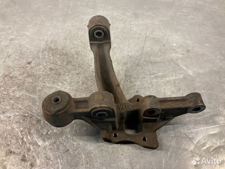 Кулак поворотный задний левый Toyota Camry ACV50