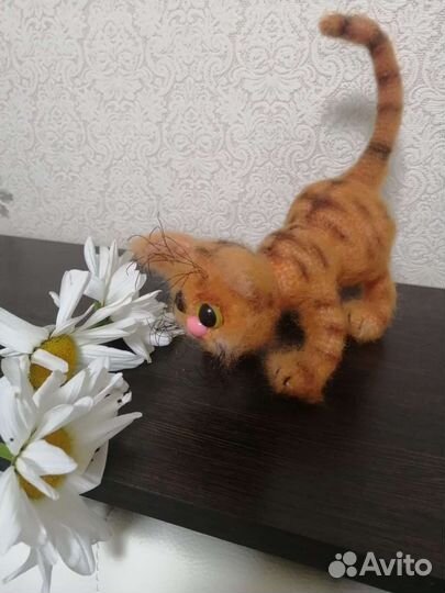 Игрушка вязаная кот