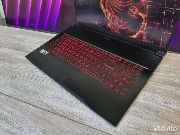 Игровой 17 дюймовый MSI RTX 3050 12 ядер / 16GB