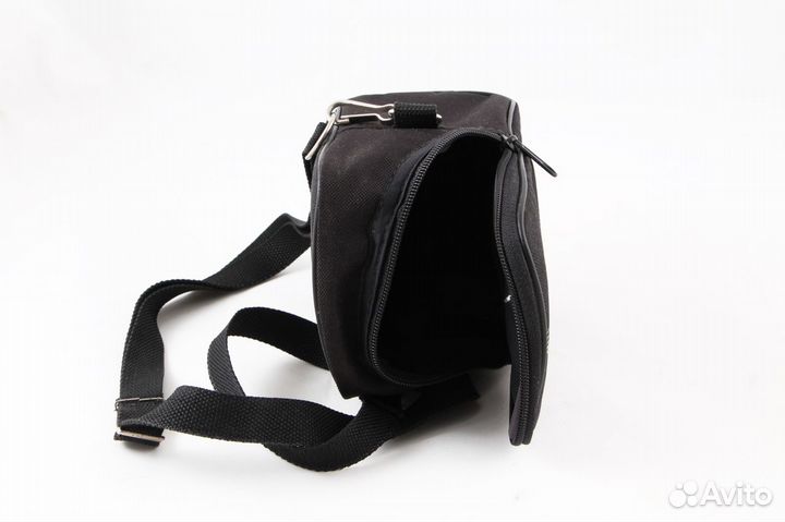 Cумка фирменная для фотоаппарата Зенит черная