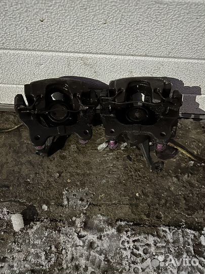 Суппорт задний jaguar s-type