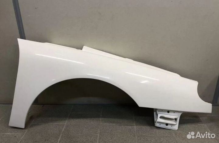 Крылья штатные пластиковые Renault Laguna 1