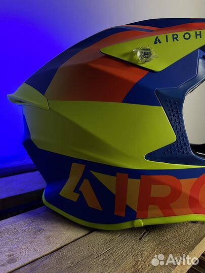 Внедорожный шлем Airoh Twist 2.0 Lift Azure Matt