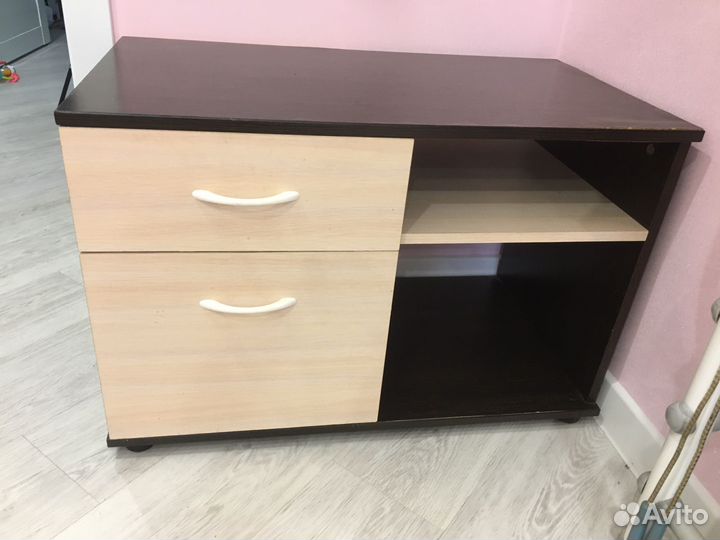 Тумба под телевизор