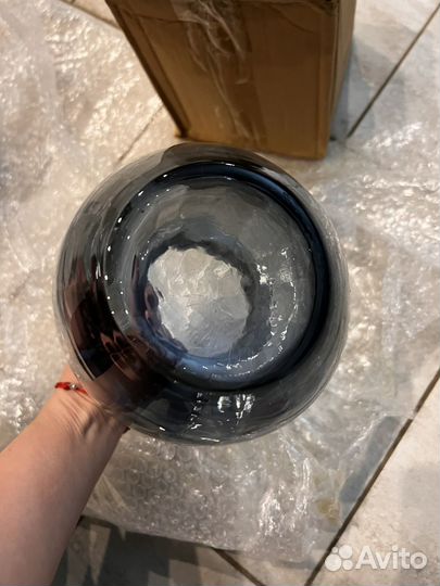 Ваза для интерьера и цветов