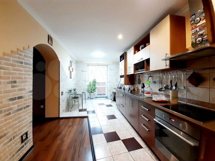 4-к. квартира, 125,5 м², 5/5 эт.