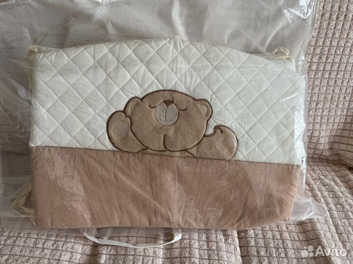 Бортиники, подушечки в кроватку