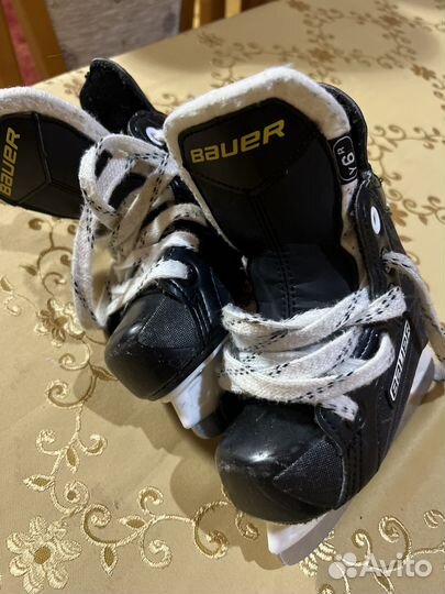 Хоккейные коньки детские bauer