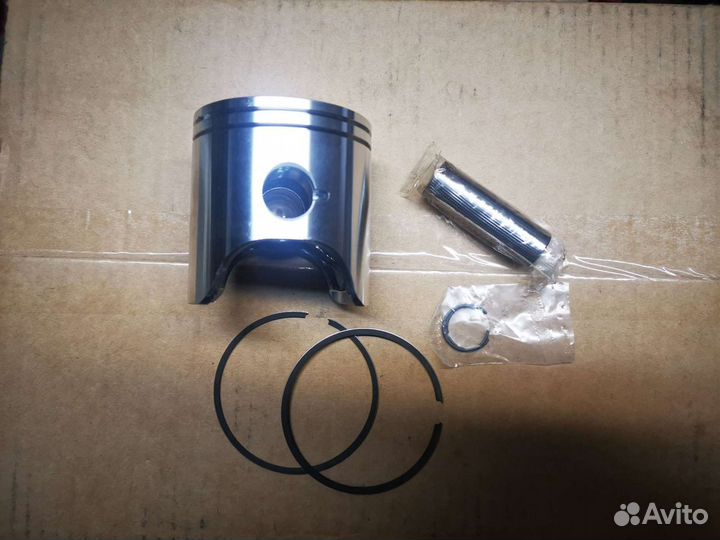 Поршень BRP Ski-doo Grand Touring Legend Rotax 809