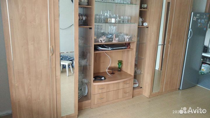 Стенка в гостиную бу