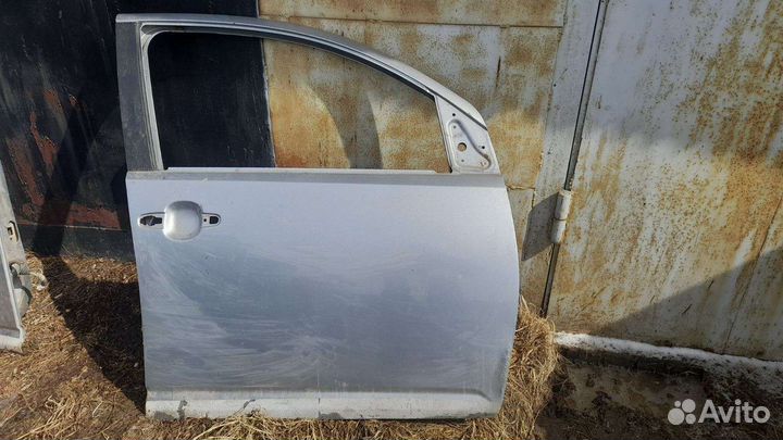 Двери правые Toyota passo 10 кузов