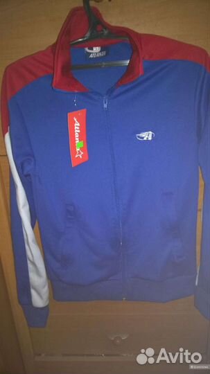 Спортивный костюм