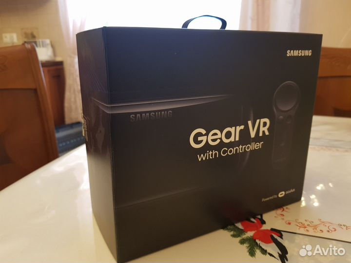Очки виртуальной реальности Samsung Gear VR